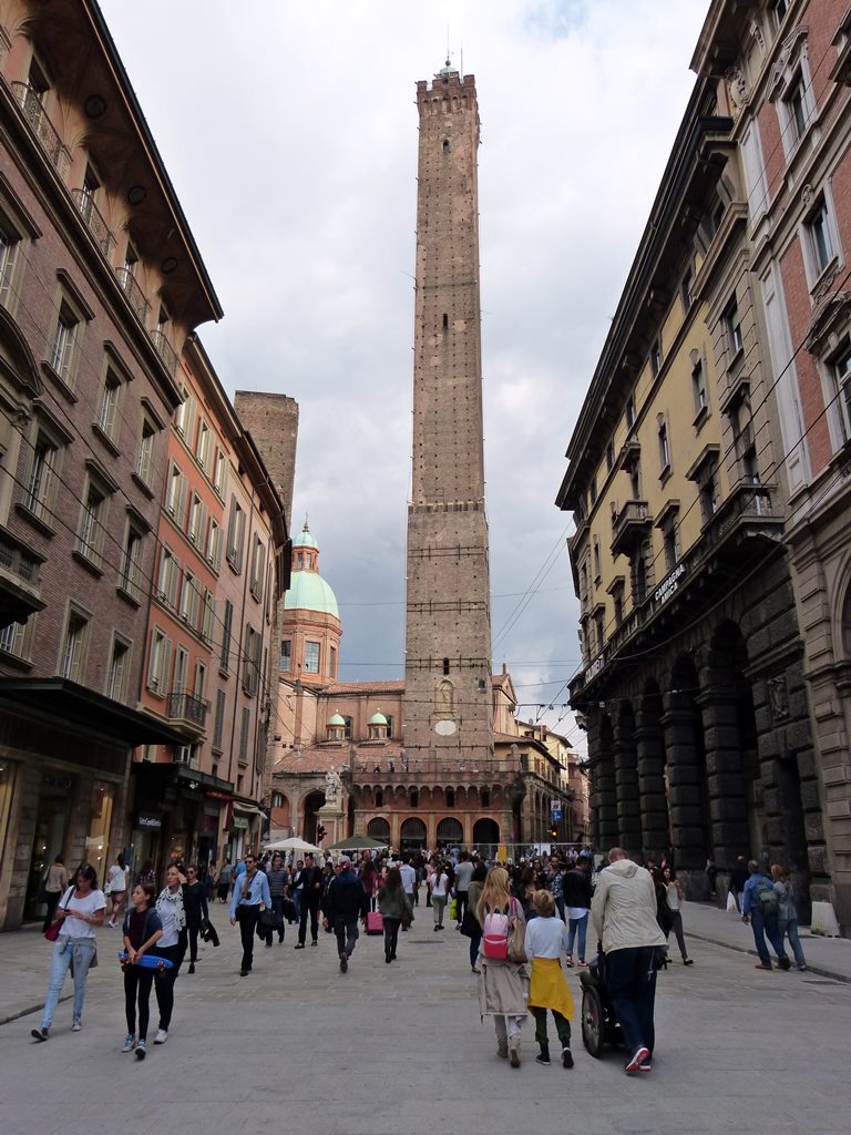Torre Asinelli in Bologna