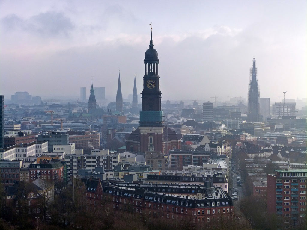 View-on-Michel-in-Hamburg