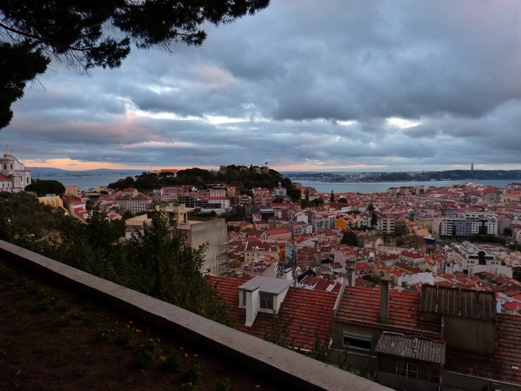 moments of travel in Lisbon, Portugal (10)
