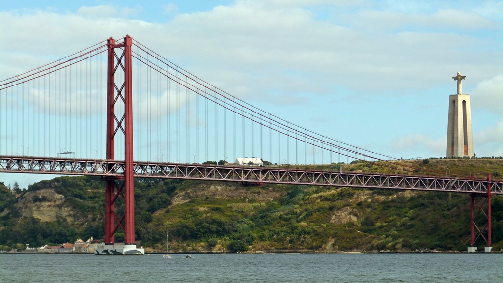 moments of travel on yellow boat trip in Lisbon, Portugal (31)