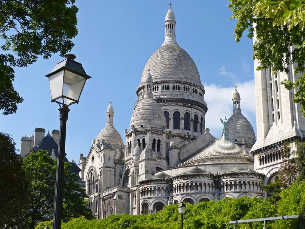 moments of travel at Sacre Coeur in Paris