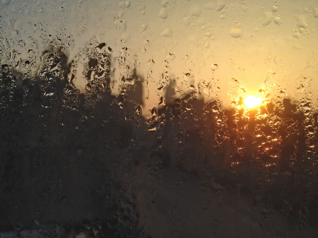 Sonnenaufgang, Wassertropfen am Fenster, Gent, Gent Sehenswürdigkeiten, Moments of Travel