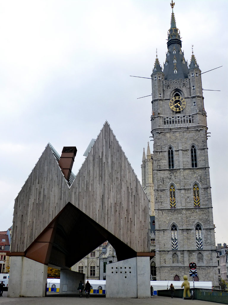 Stadthalle und Belfried in Gent, Gent Sehenswürdigkeiten, Moments of Travel