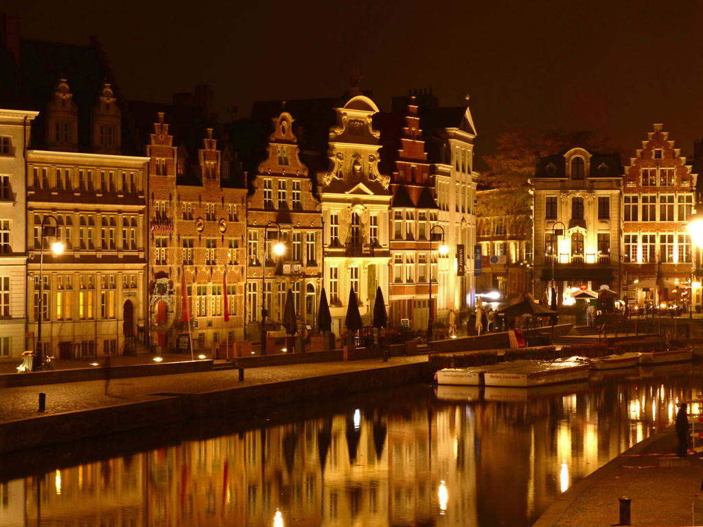 Korenlei, Graslei bei Nacht in Gent, Gent Sehenswürdigkeiten, Moments of Travel