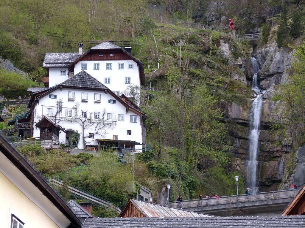 haus wasserfall hallstatt