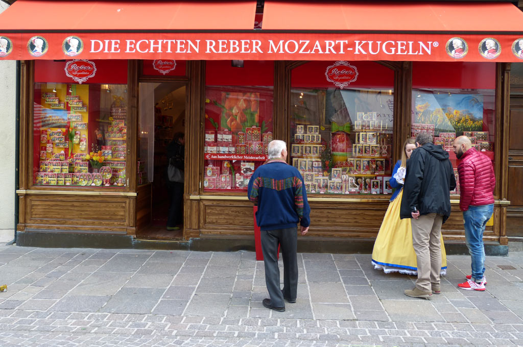 Mozartkugeln Geschäft Salzburg