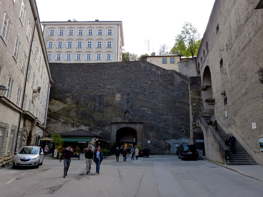 Stadtmauer Aufstieg Mönchsberg