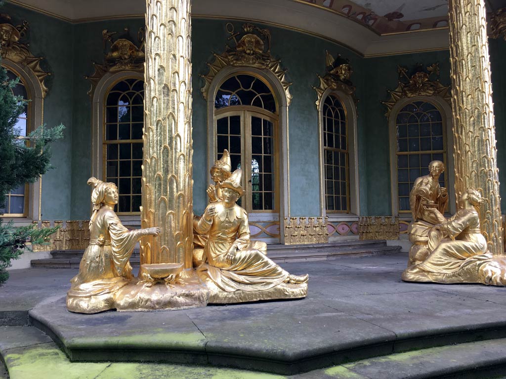 Figuren Gold Potsdam Schlosspark