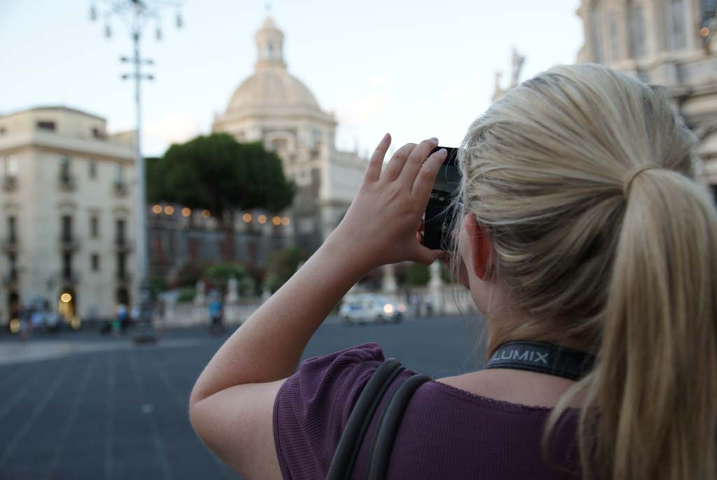 Frau Foto Piazza del Duomo Catania