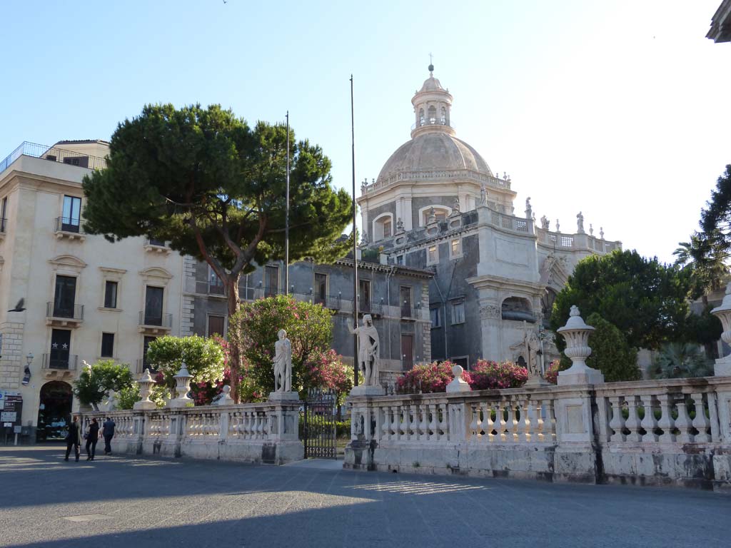 PIazza del Duomo Catania Top 10 Sehenswürdigkeiten